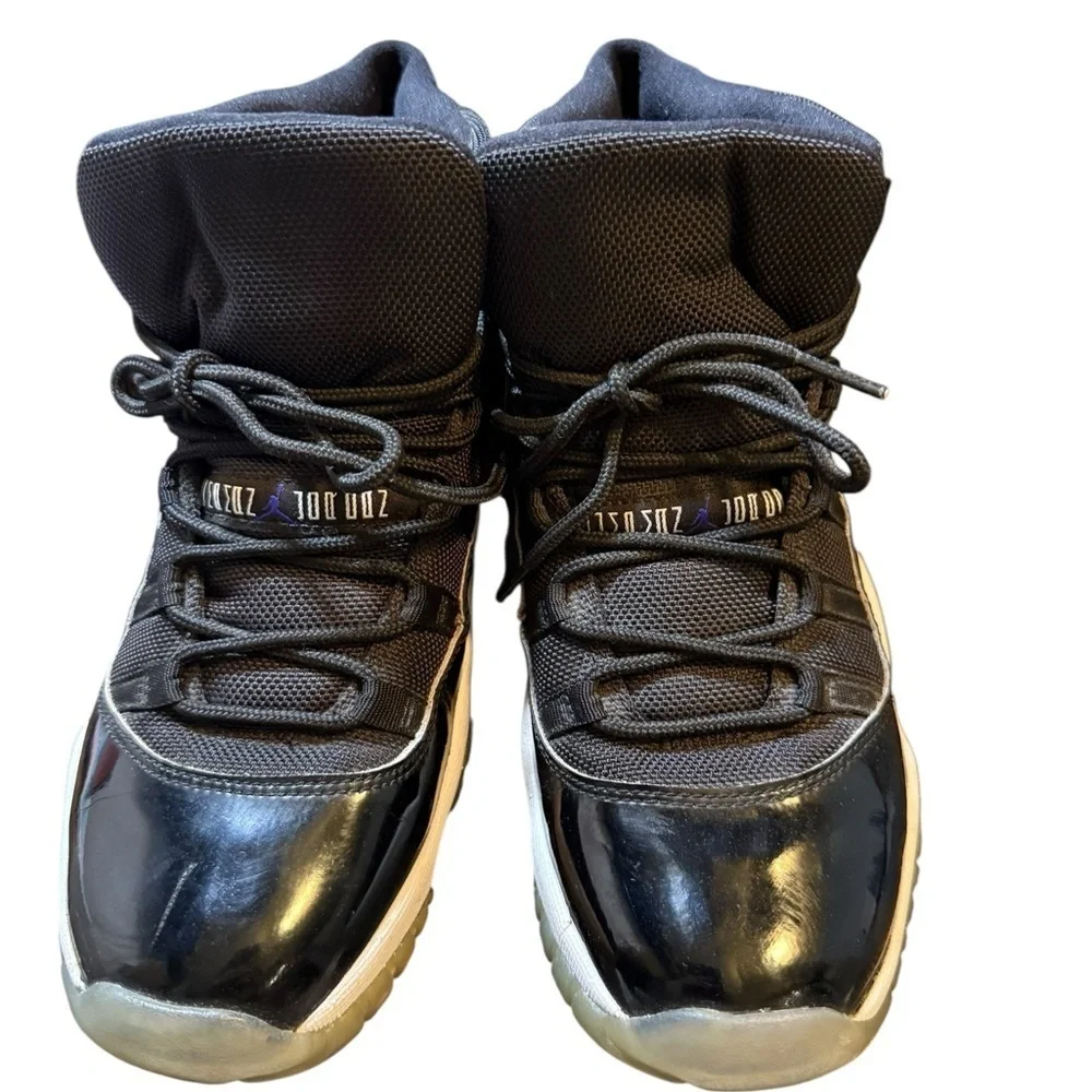 Air Jordan Retro 11 “Space Jam” 2016– GS 6.5Y